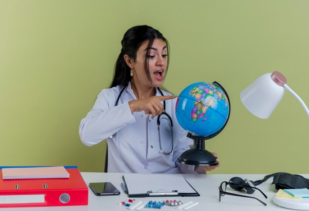 Exploring the Path to a Nursing Career Abroad: Opportunities and Benefits